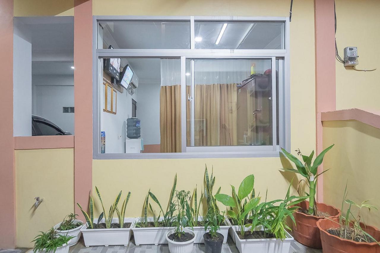 Reddoorz Near Rsud Dr Abdul Aziz Singkawang Exterior foto