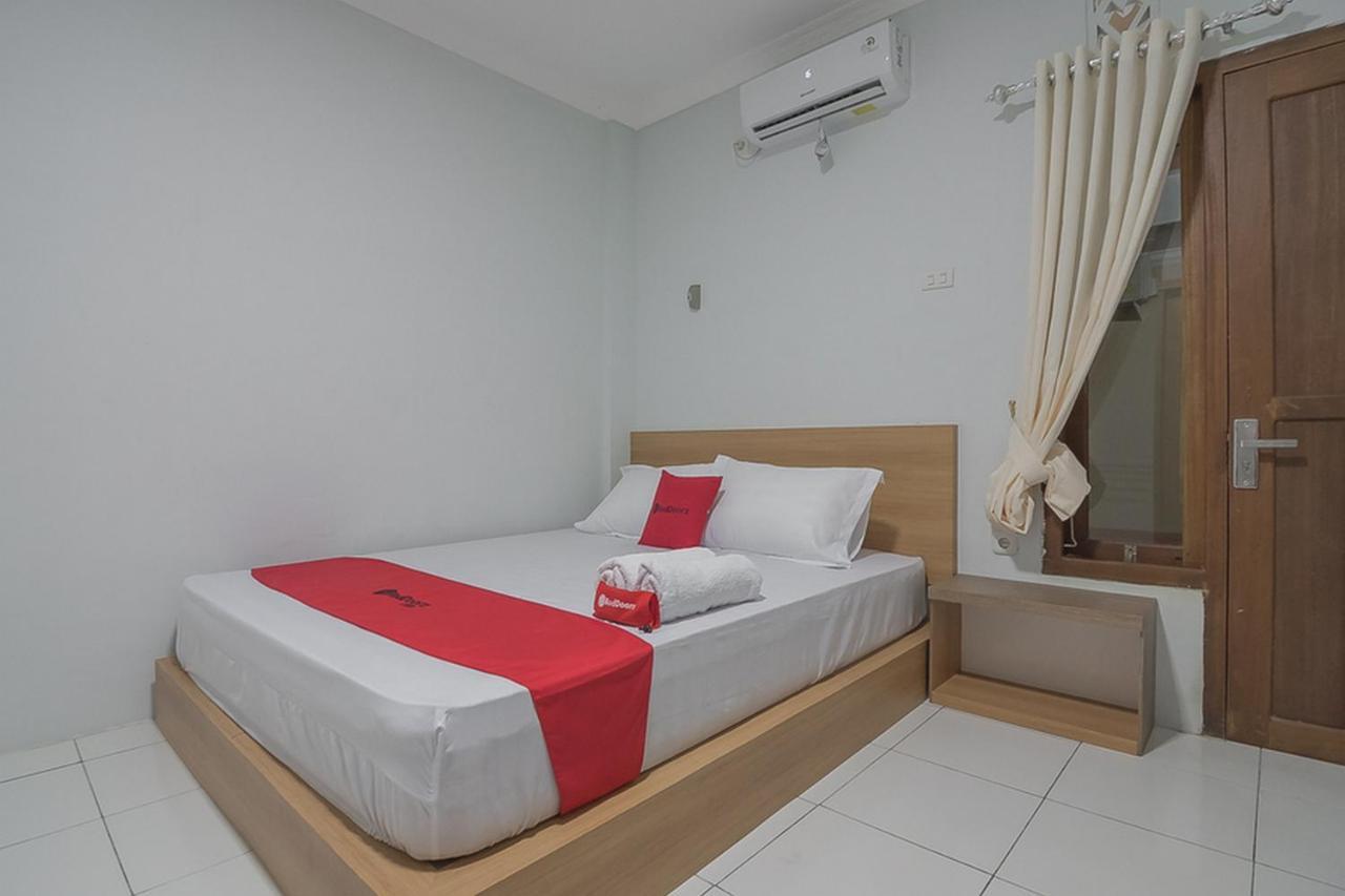 Reddoorz Near Rsud Dr Abdul Aziz Singkawang Exterior foto