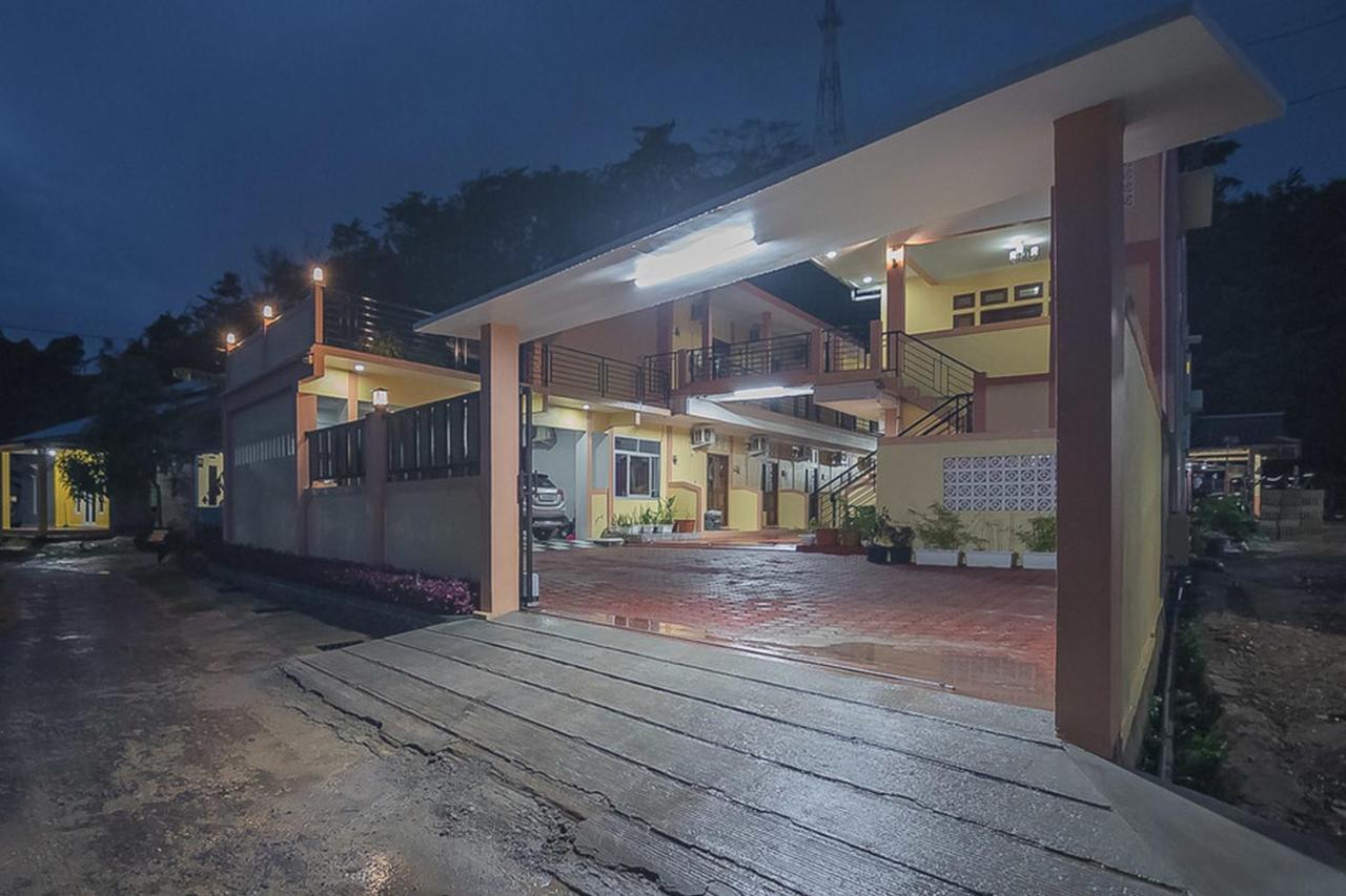 Reddoorz Near Rsud Dr Abdul Aziz Singkawang Exterior foto